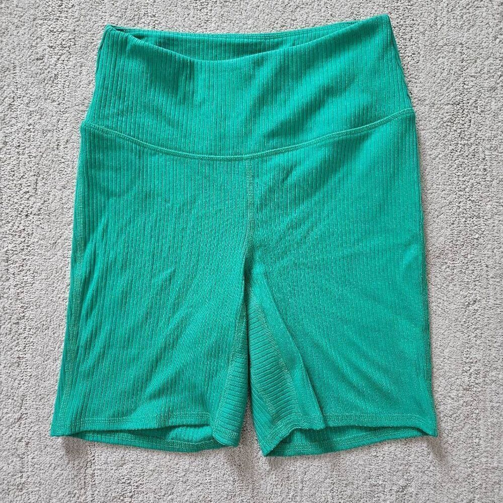 Bandier WSLY The Rivington 7" Bike Short Size Small in Seagrass